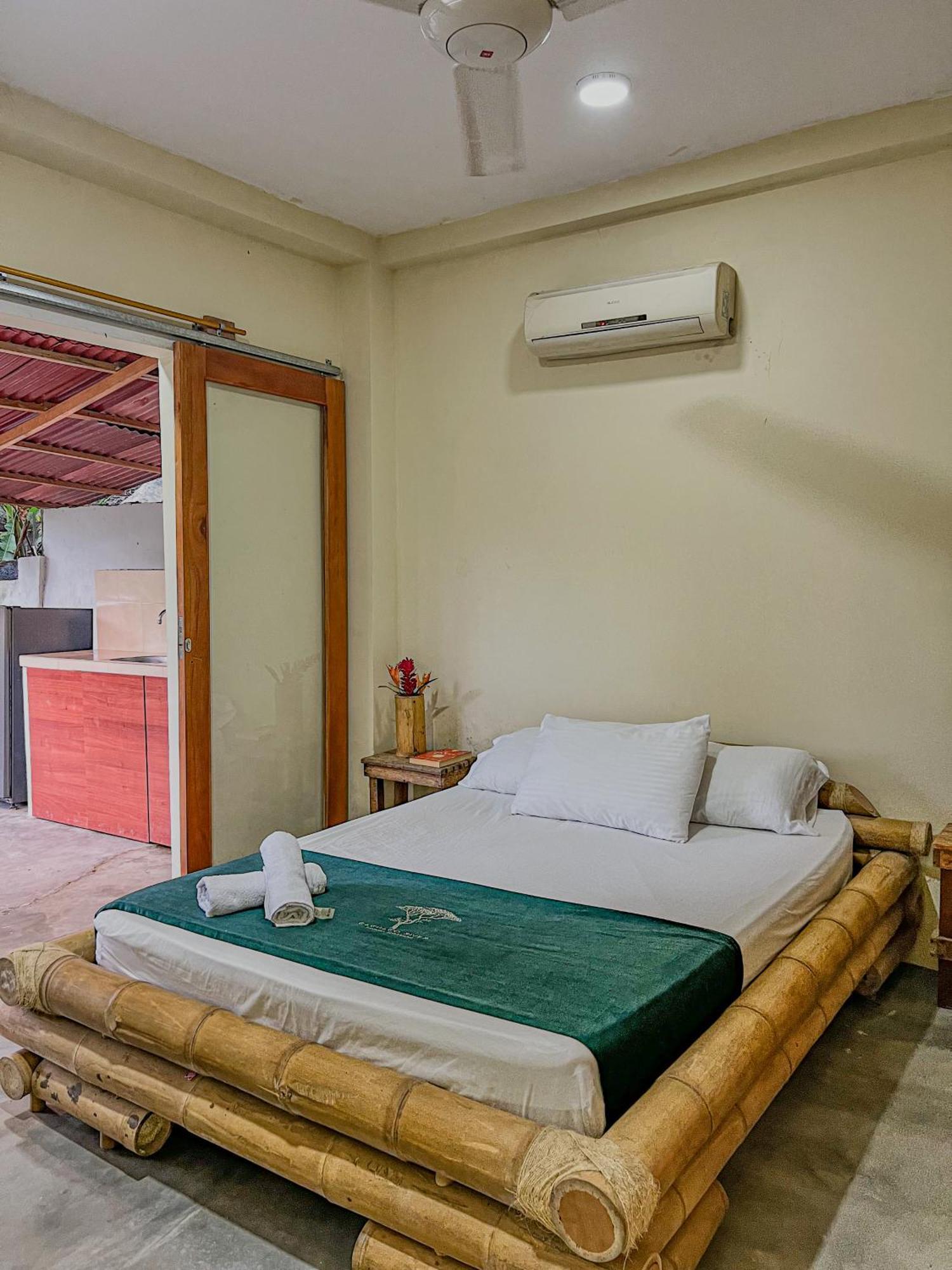 Tayrona Cachaco River Ecohostal Ель-Зайно Екстер'єр фото